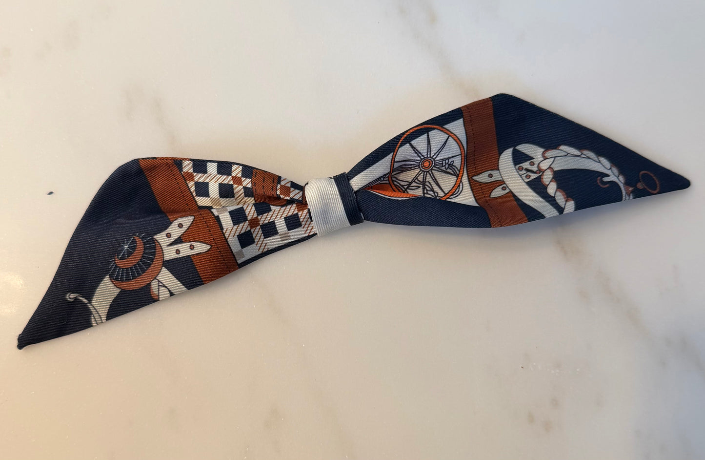 The Petite Bow