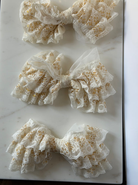 The Ruffle Bow