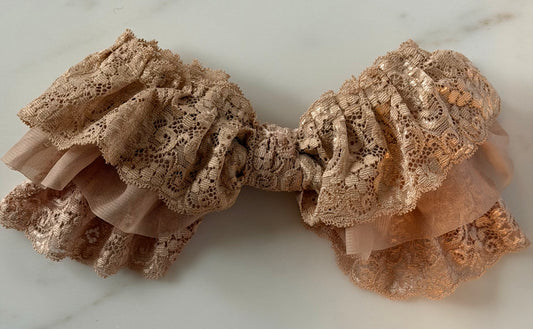 The Ruffle Bow